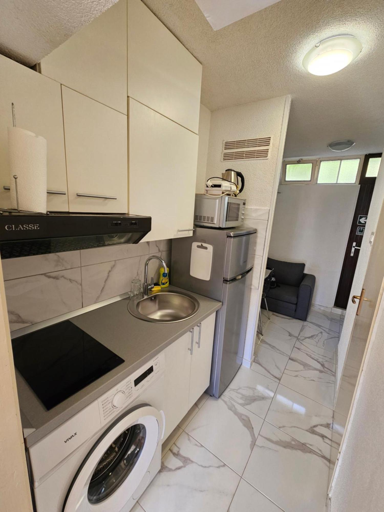 Morska Postelja - Sea Bed Appartement Omiš Buitenkant foto