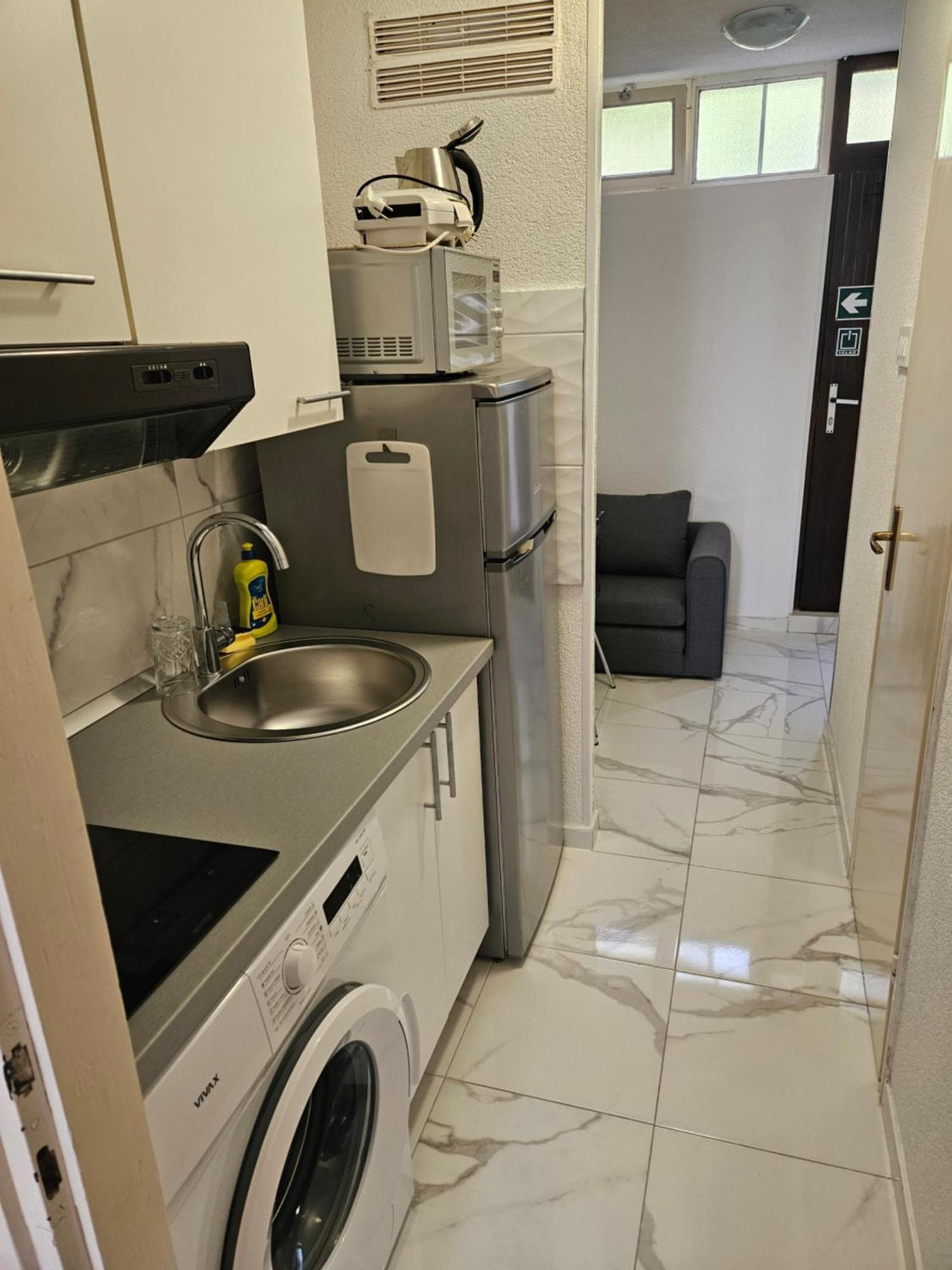 Morska Postelja - Sea Bed Appartement Omiš Buitenkant foto